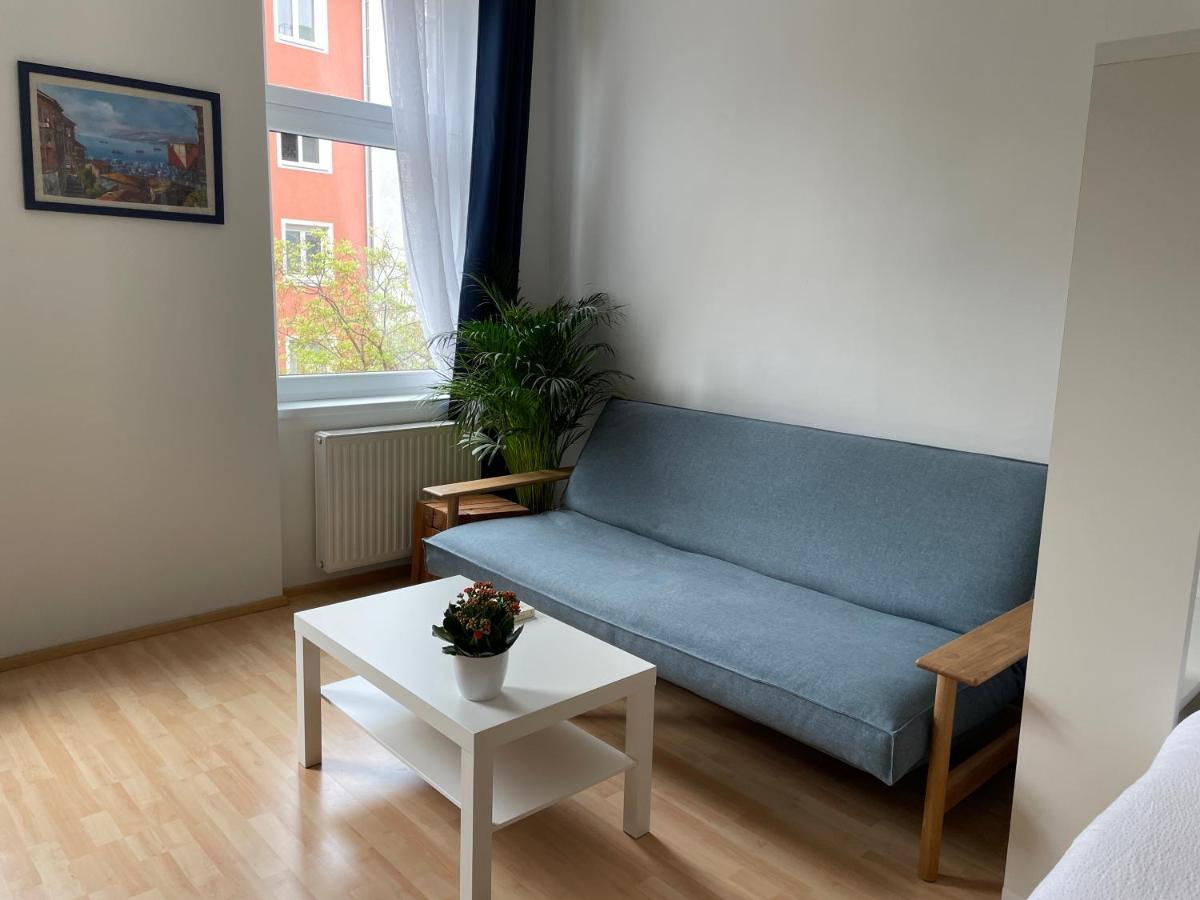 Central Sunny Flat With Free Parking Apartment Виена Екстериор снимка